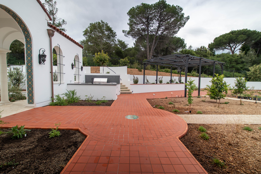 California Tile & Stone Inc Image