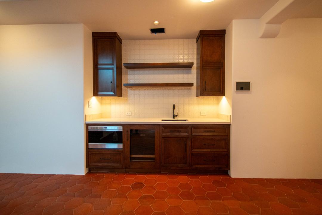California Tile & Stone Inc Image