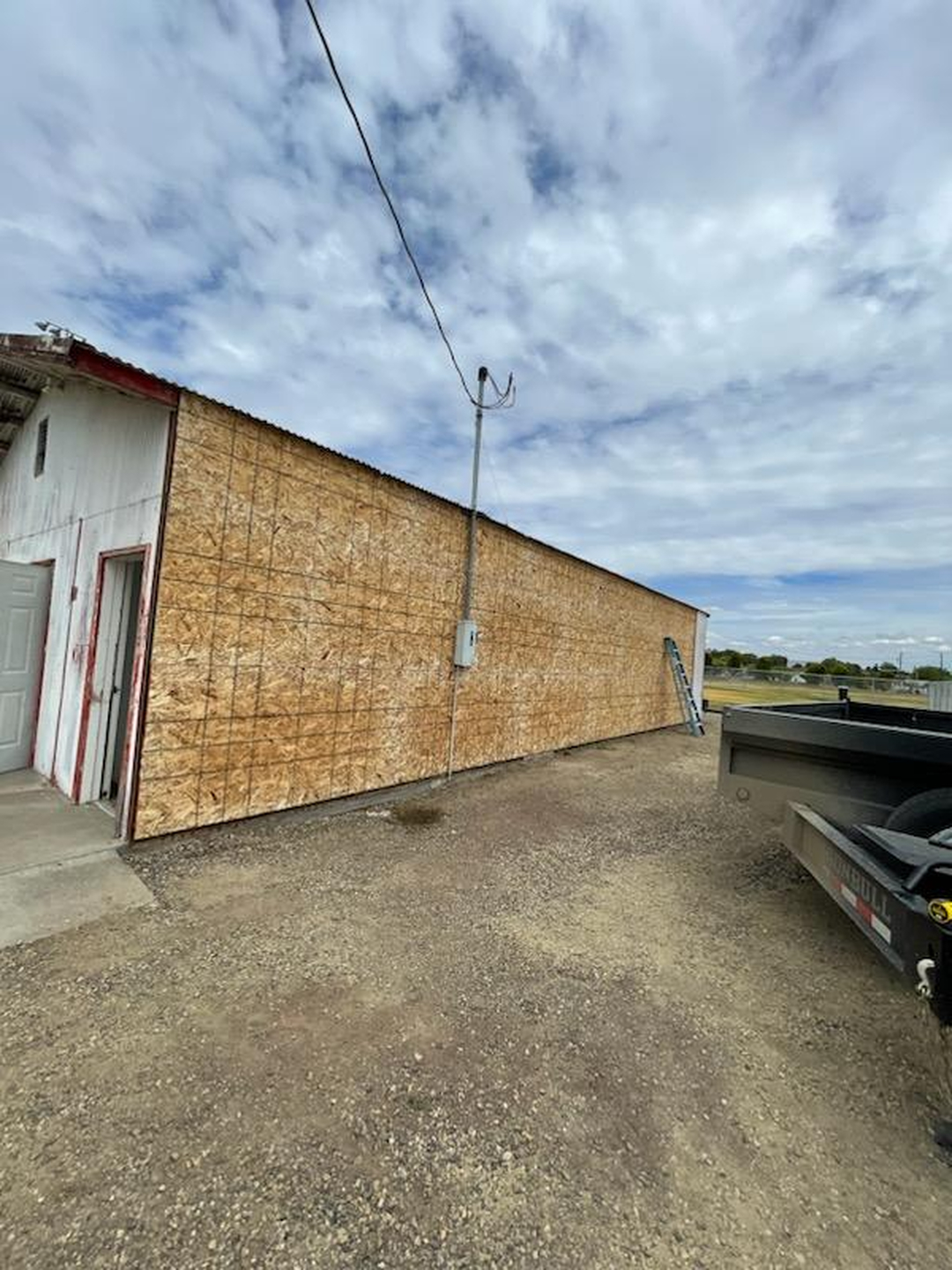 Exterior Experts, llc & Interiors Image