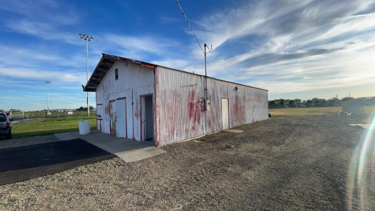 Exterior Experts, llc & Interiors Image