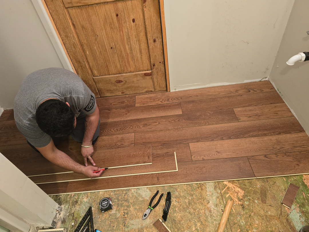 Exterior Experts, llc & Interiors Image