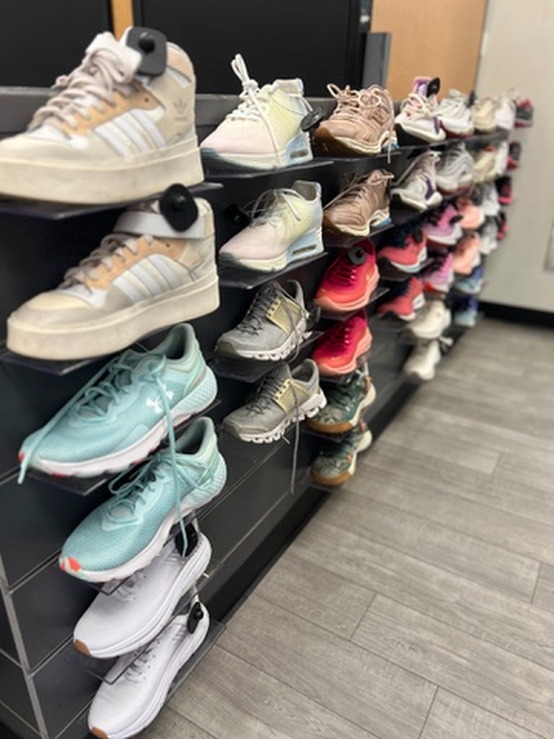 Plato's Closet El Cajon Image