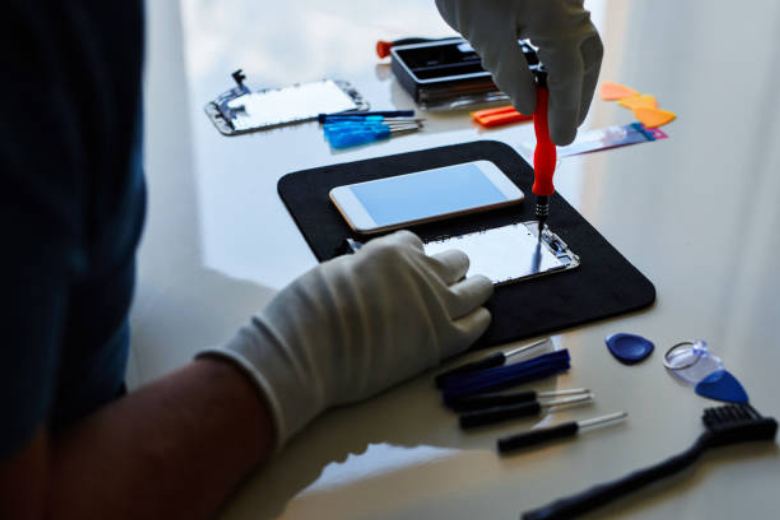 PHONE REPAIR NERDS - Computer, Tablet, iPad, iPhone Repair Service Image