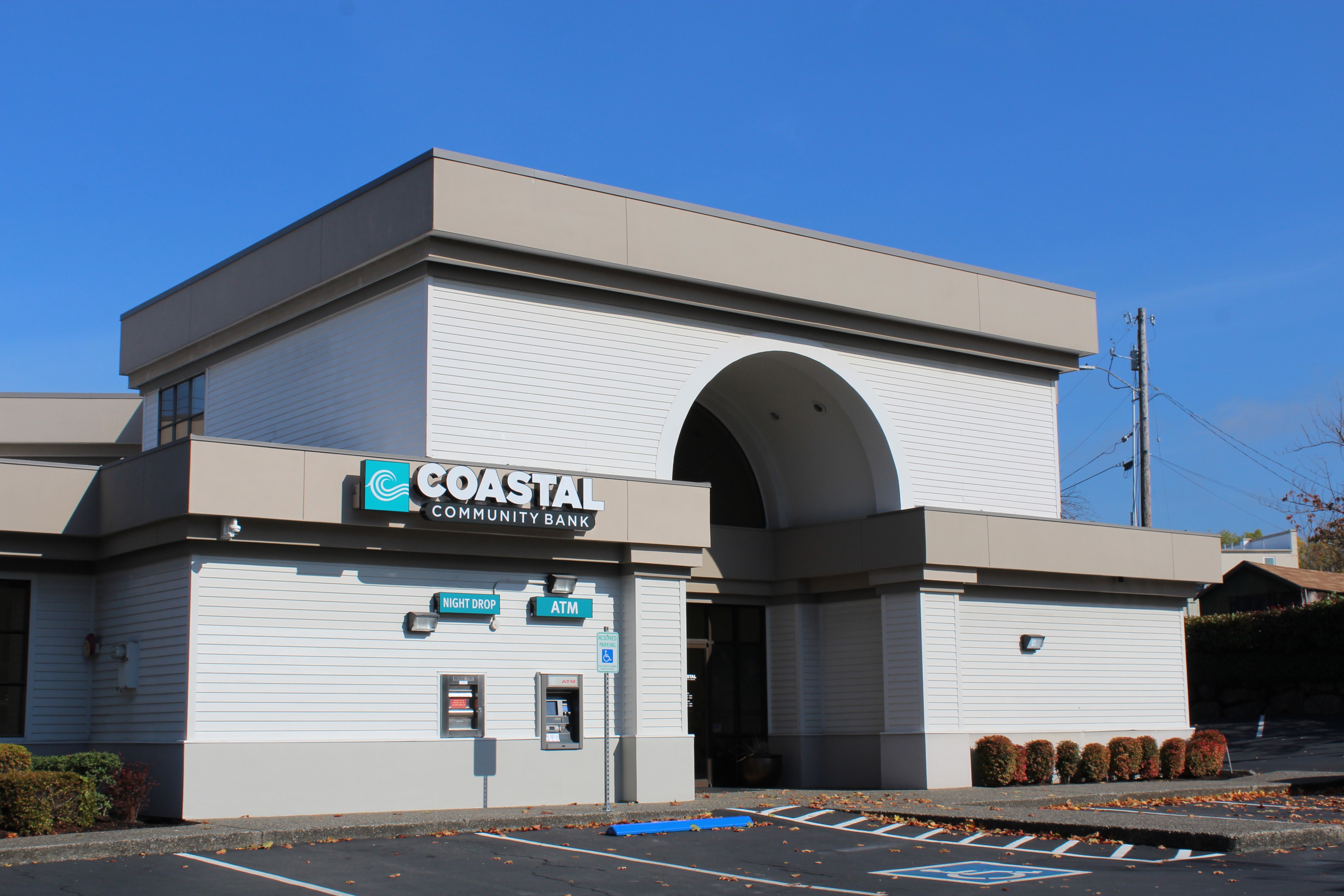 Coastal Community Bank Image