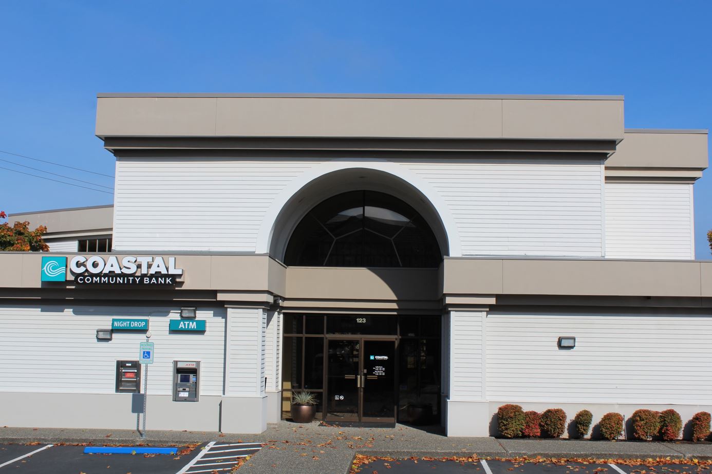 Coastal Community Bank Image