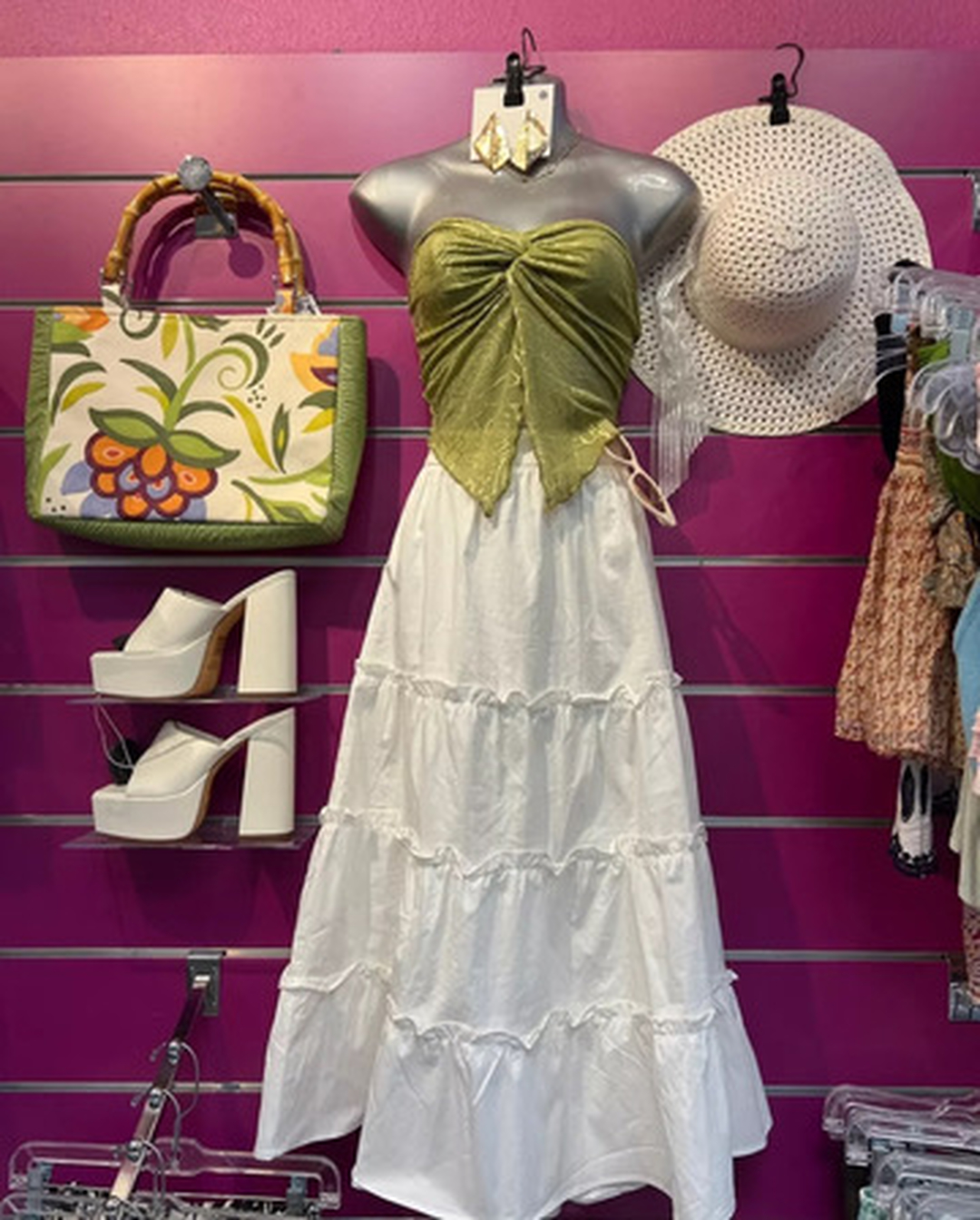 Plato's Closet Escondido Image