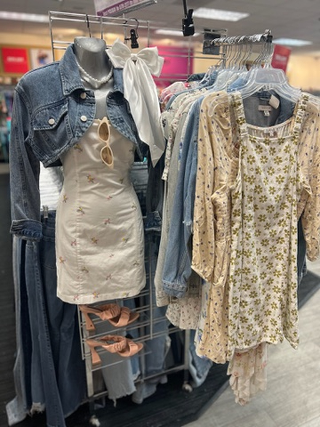 Plato's Closet Escondido Image