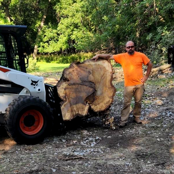 Hunt's Tree & Debris, LLC - Fairmont, MN