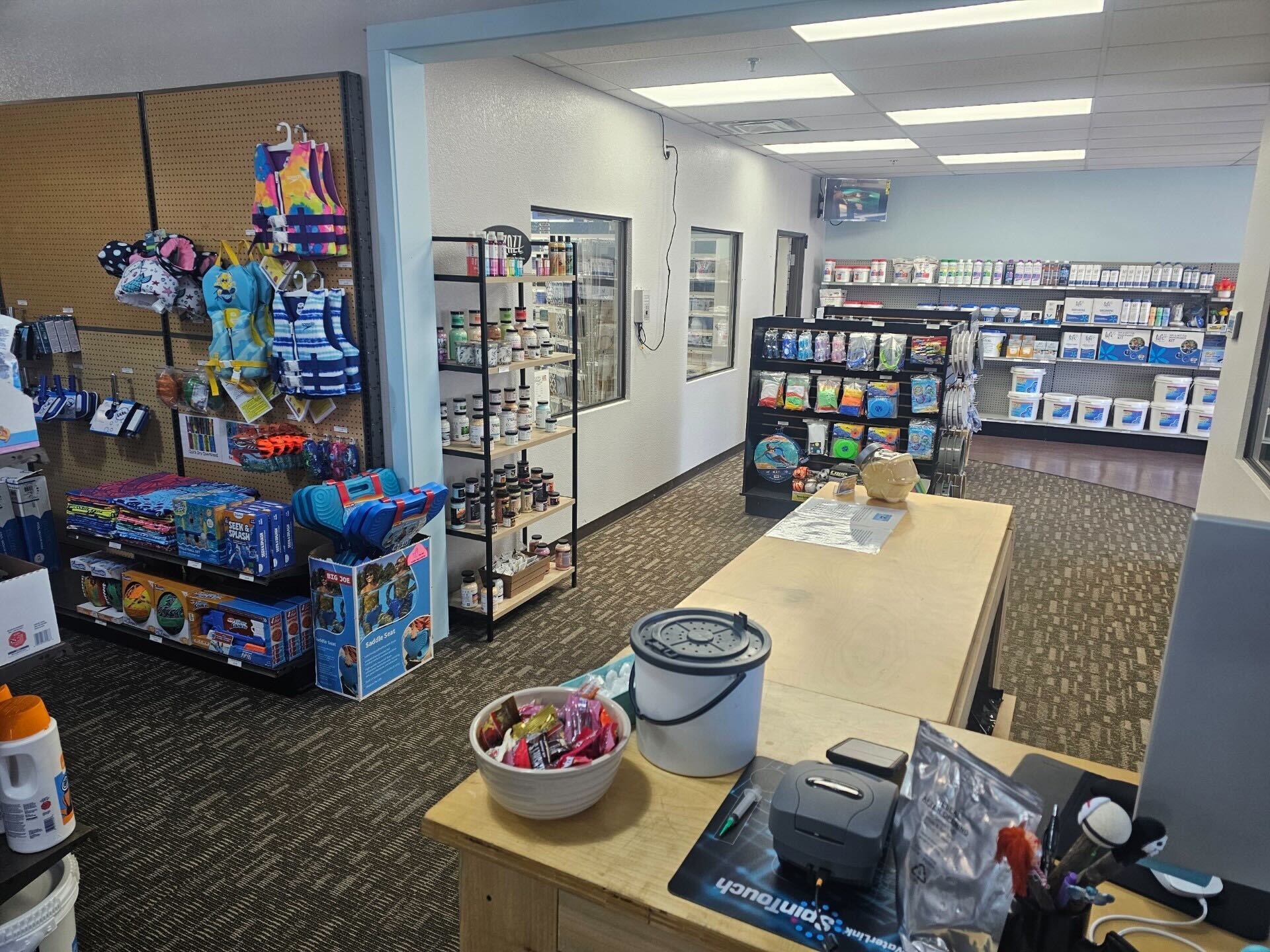 Omni Pools and Patios Image