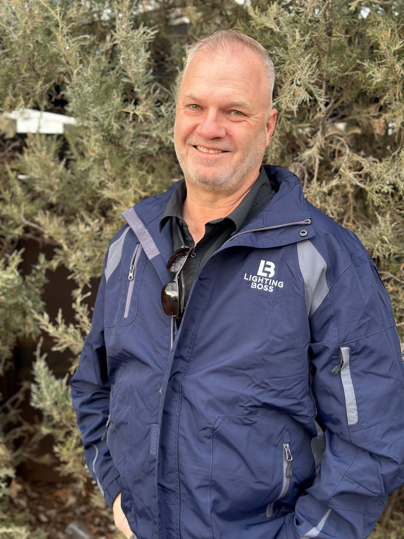 After Dark Landscape Lighting Image