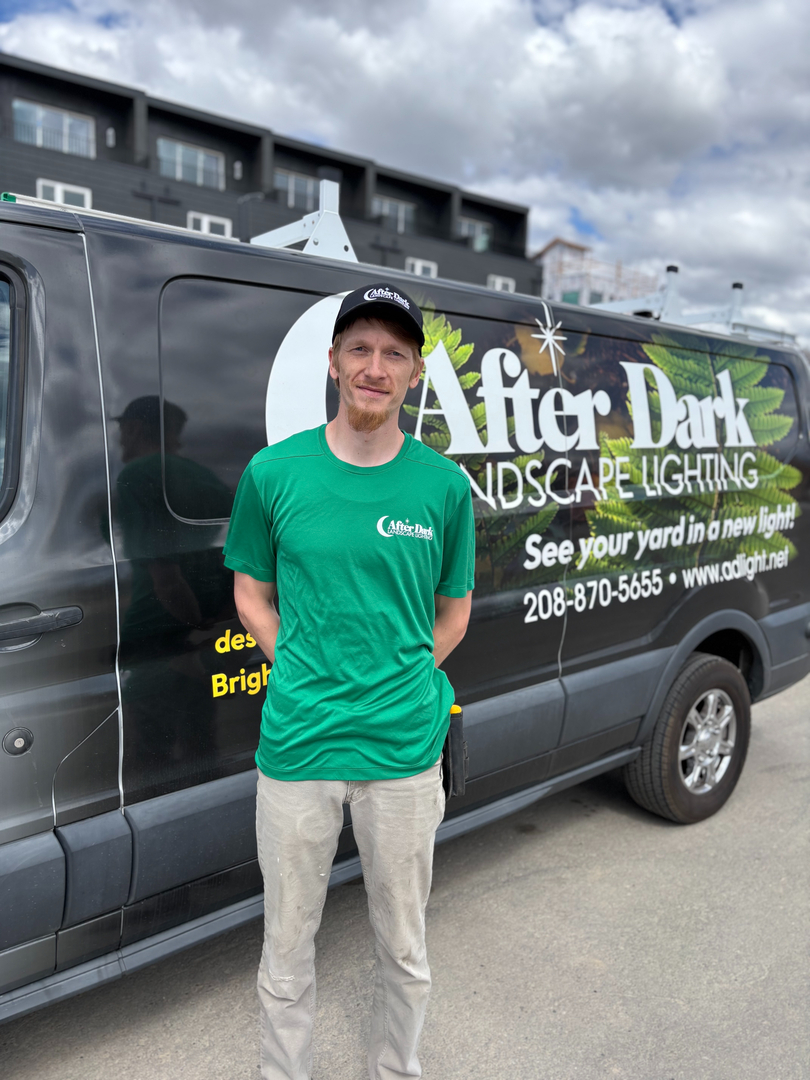 After Dark Landscape Lighting Image