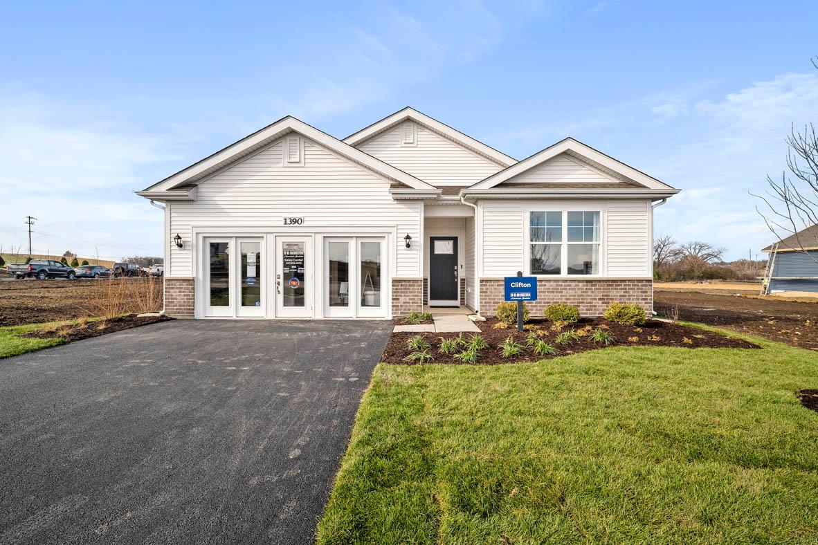 The Grasslands by D.R. Horton - Bartlett, IL