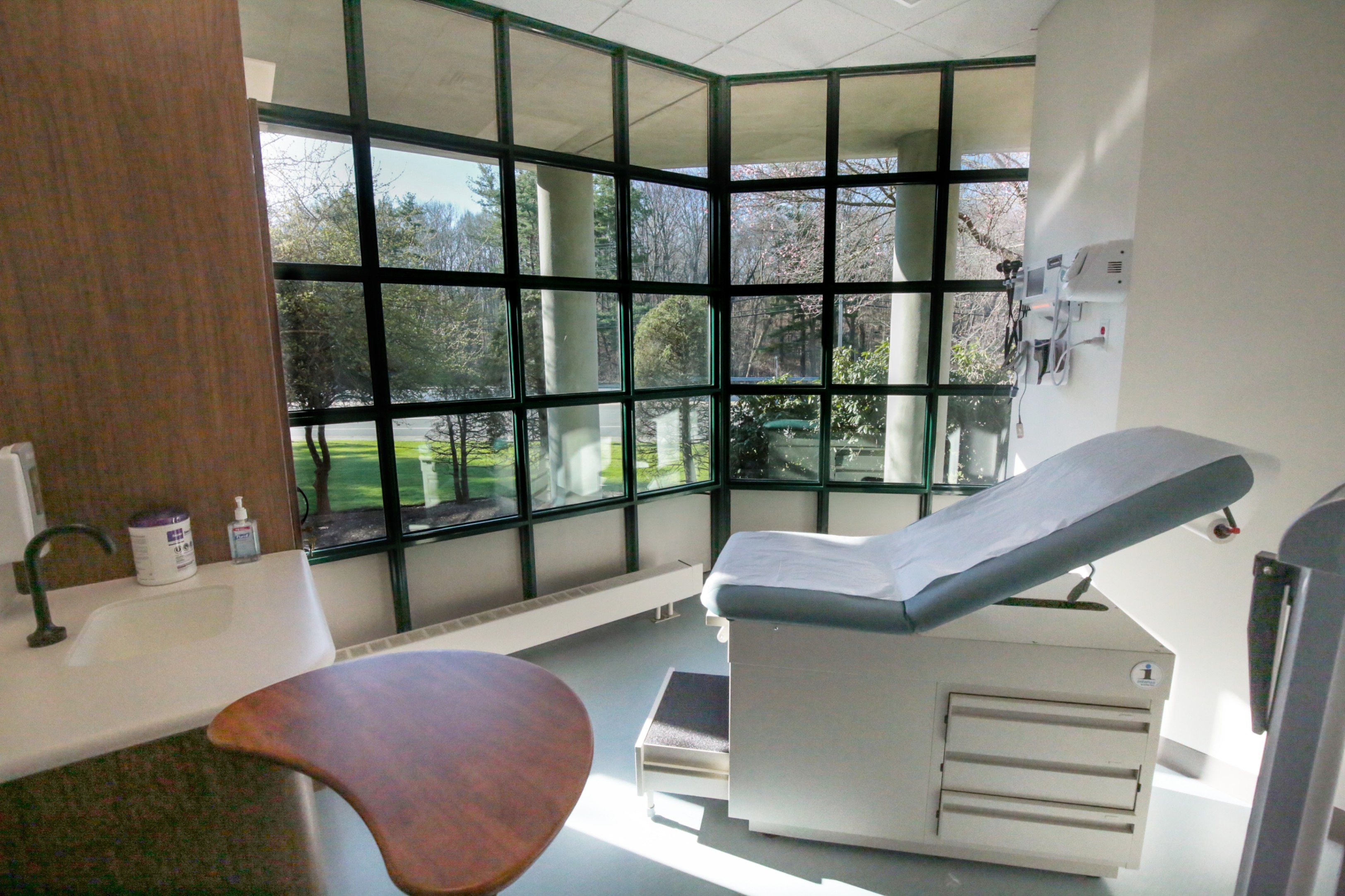 Brown Health Medical Group Primary Care, Warwick (formerly Coastal Medical) Image