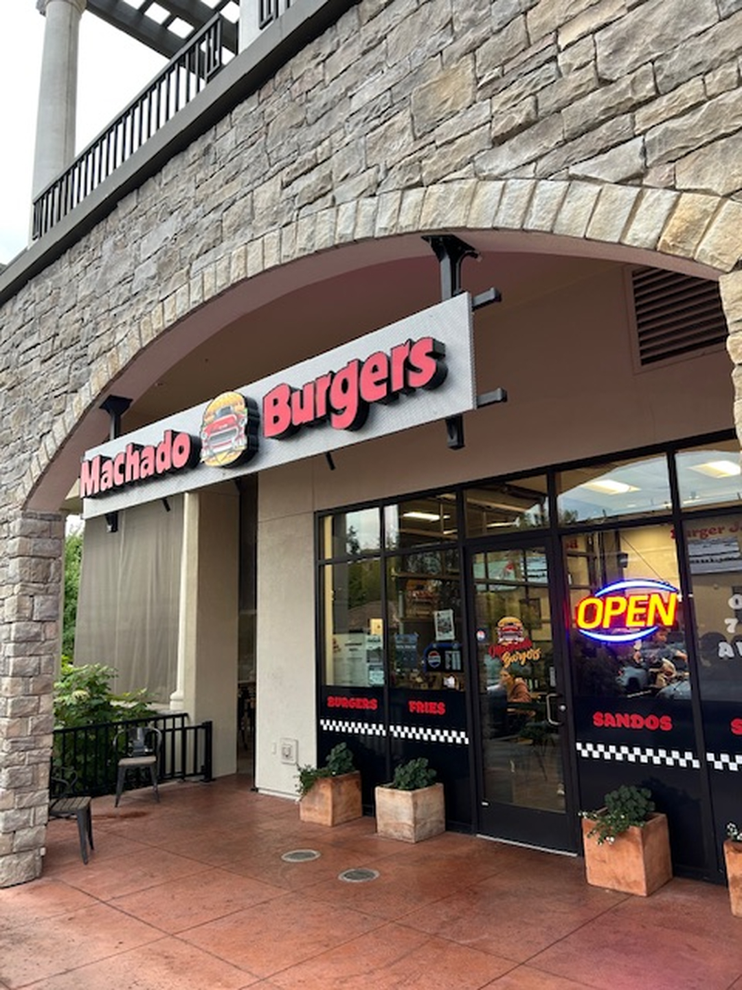 Machado Burgers Windsor Image