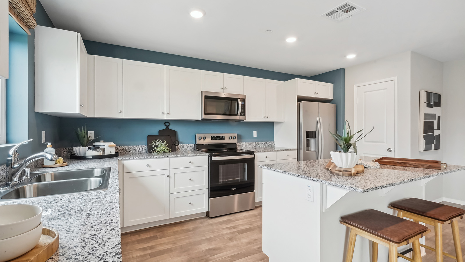 Serrano Pointe by D.R.Horton Image