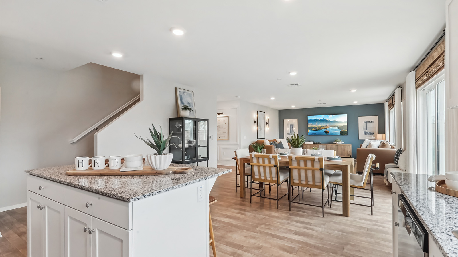 Serrano Pointe by D.R.Horton Image