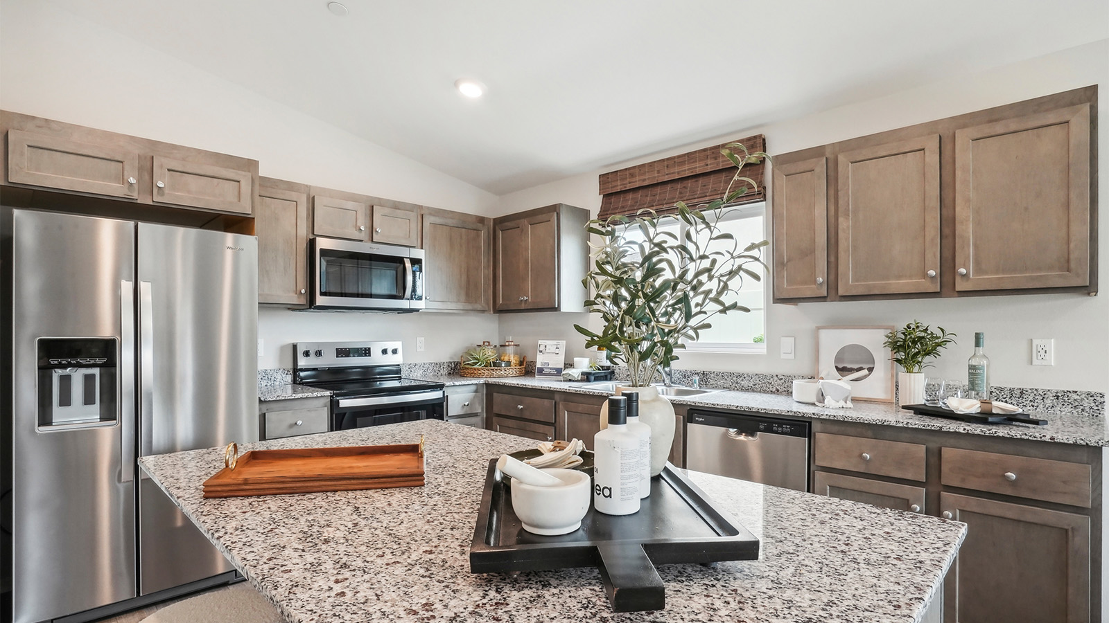 Serrano Pointe by D.R.Horton Image