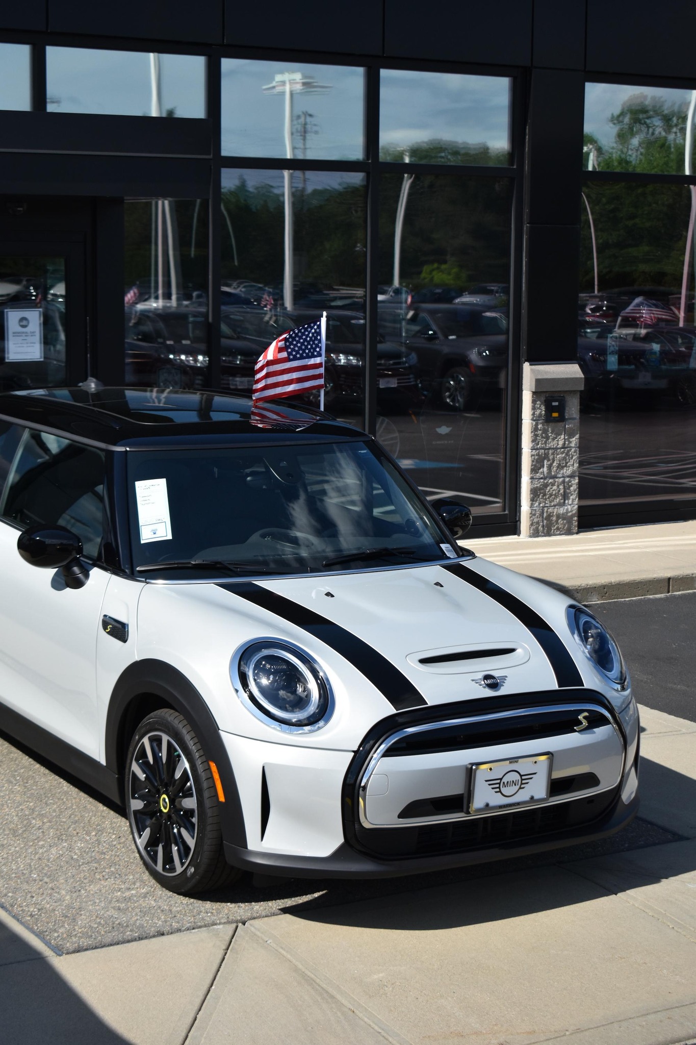 MINI of Warwick Image