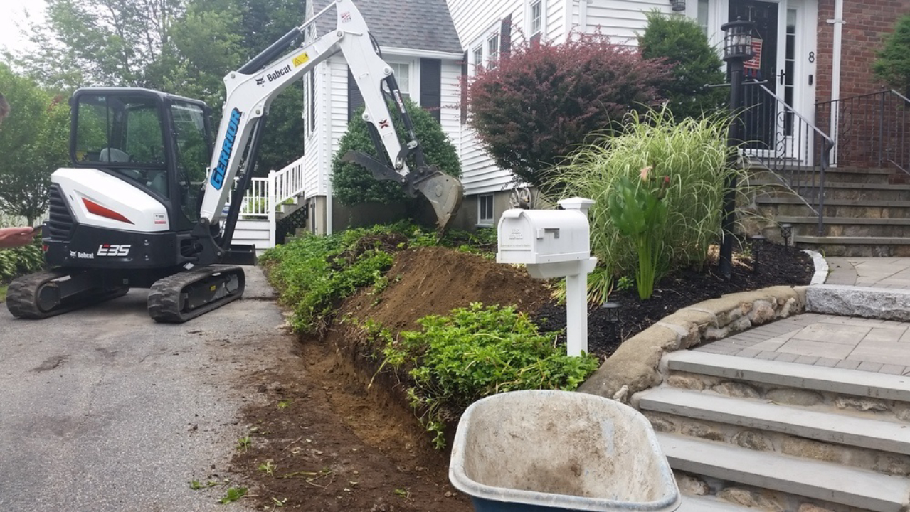 Gerrior Masonry &amp; Landscape Construction Corp. Logo