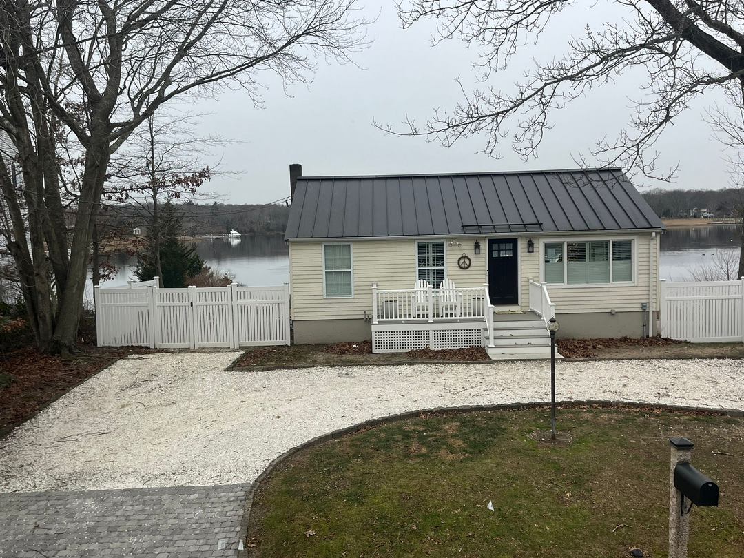 Classic Metal Roofs Image