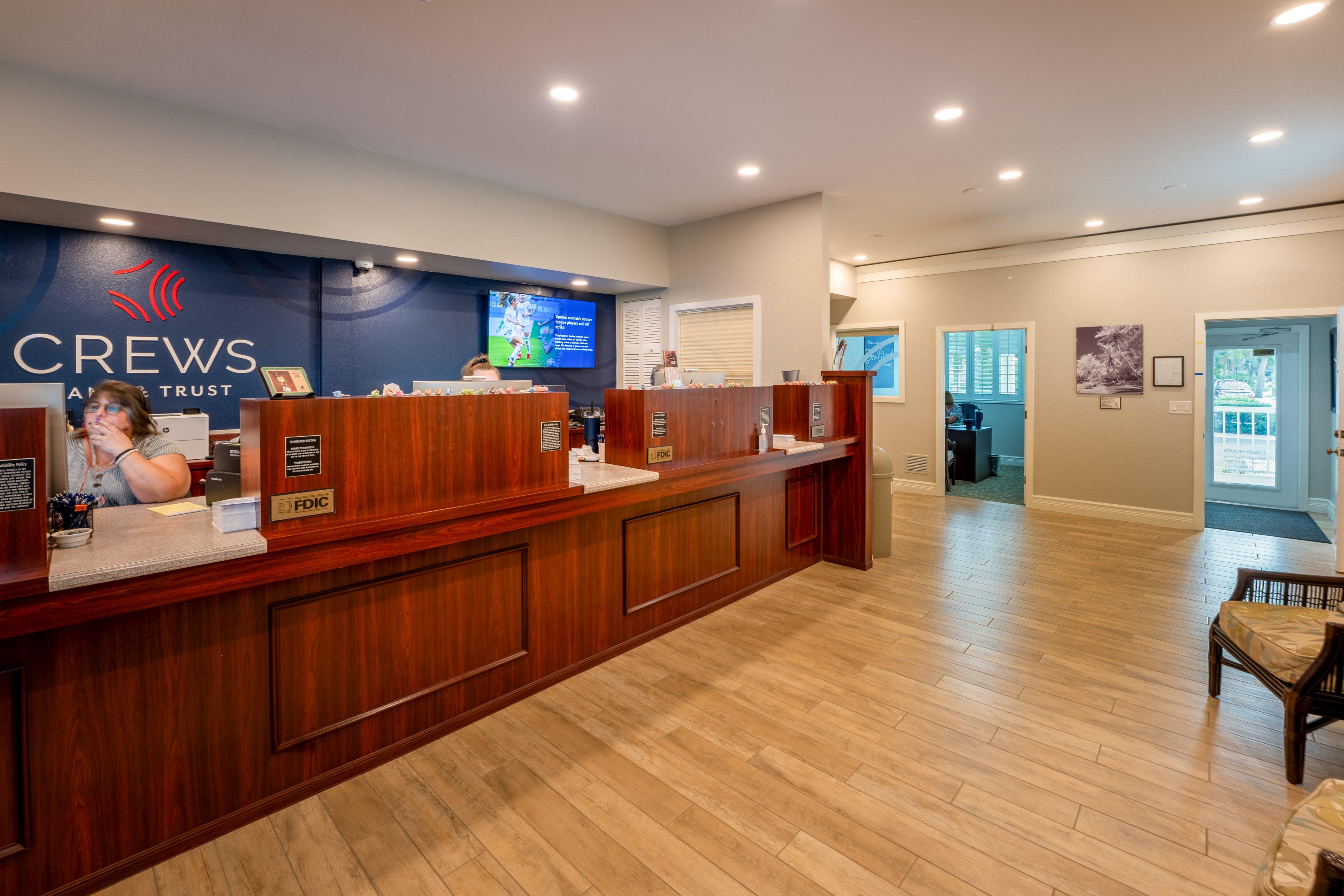 Crews Bank & Trust Image