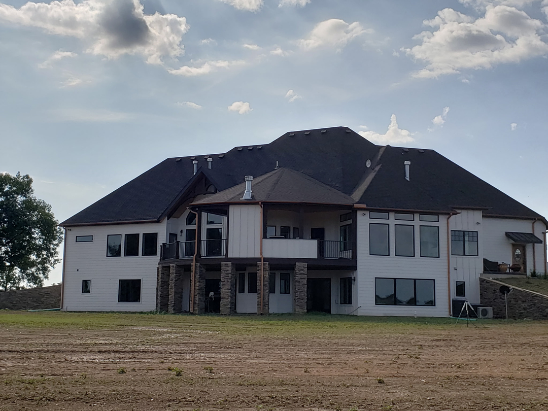 Rick's Roofing Image