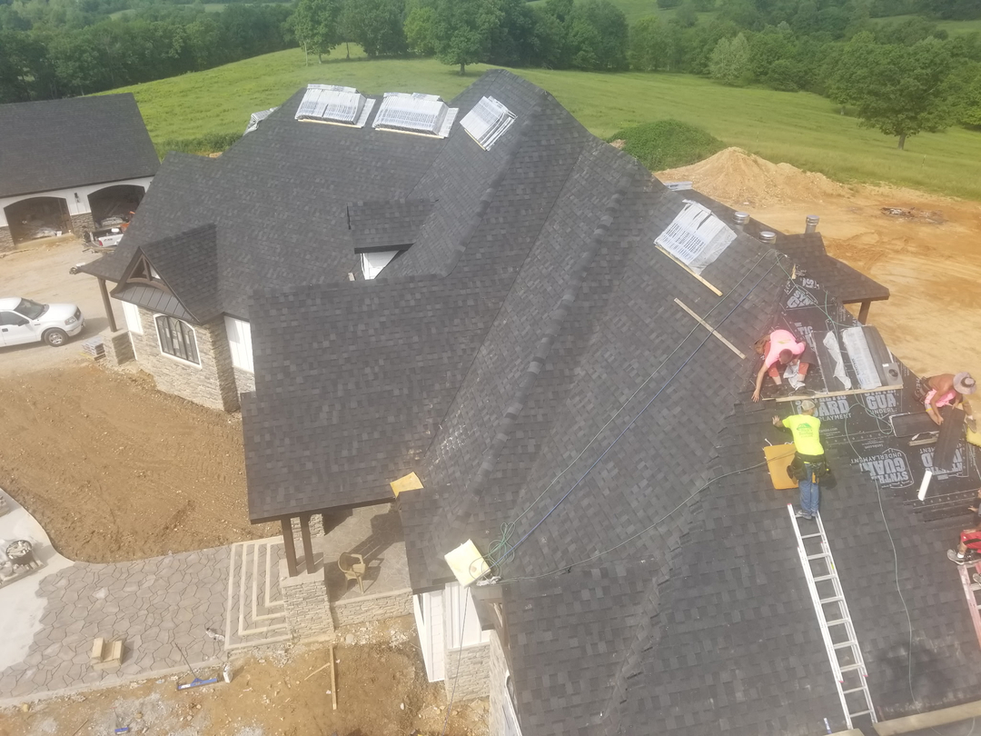Rick's Roofing Image