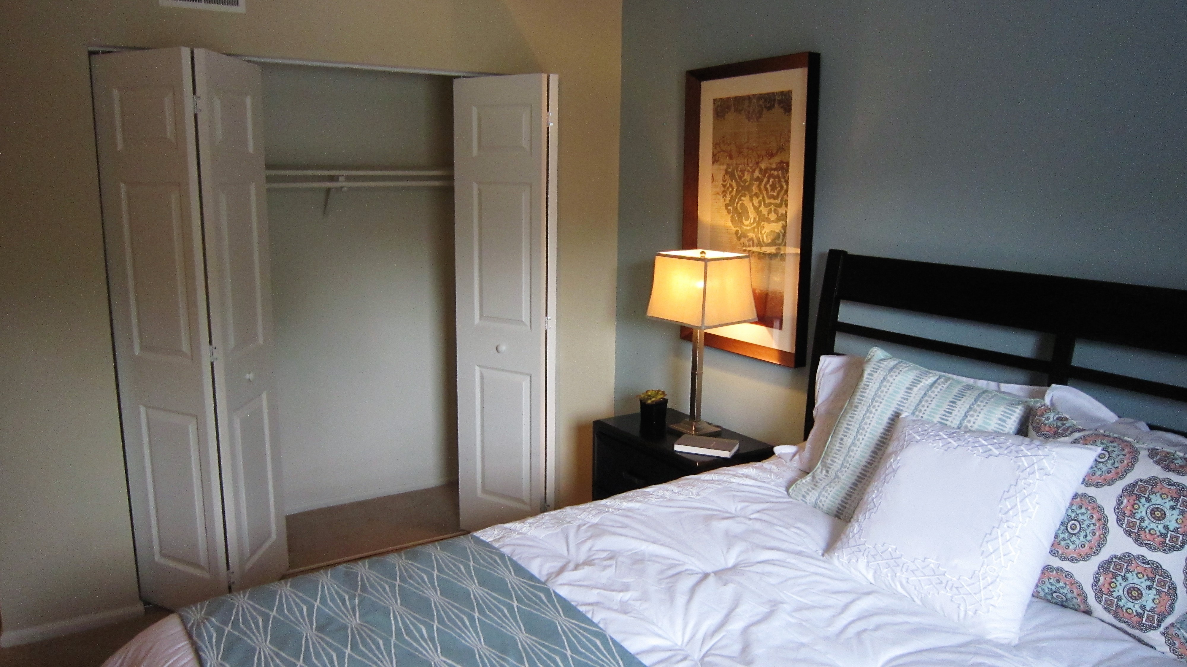 Lions Creek Apartments Image