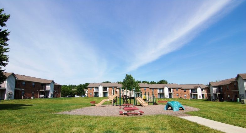 Lions Creek Apartments Image