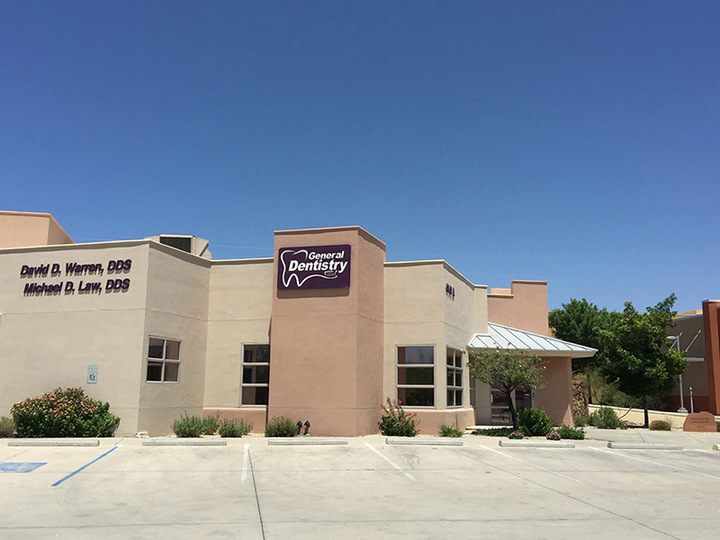 Warren & Law Dental Image