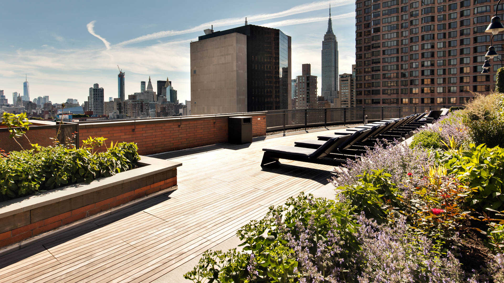 300 East 39th Apartments - New York, NY