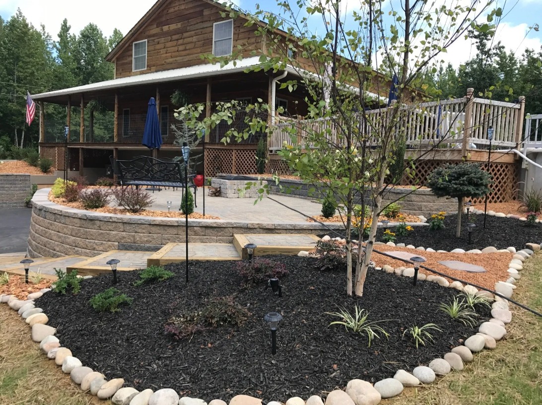 Turner's Landscaping & Hardscape Image
