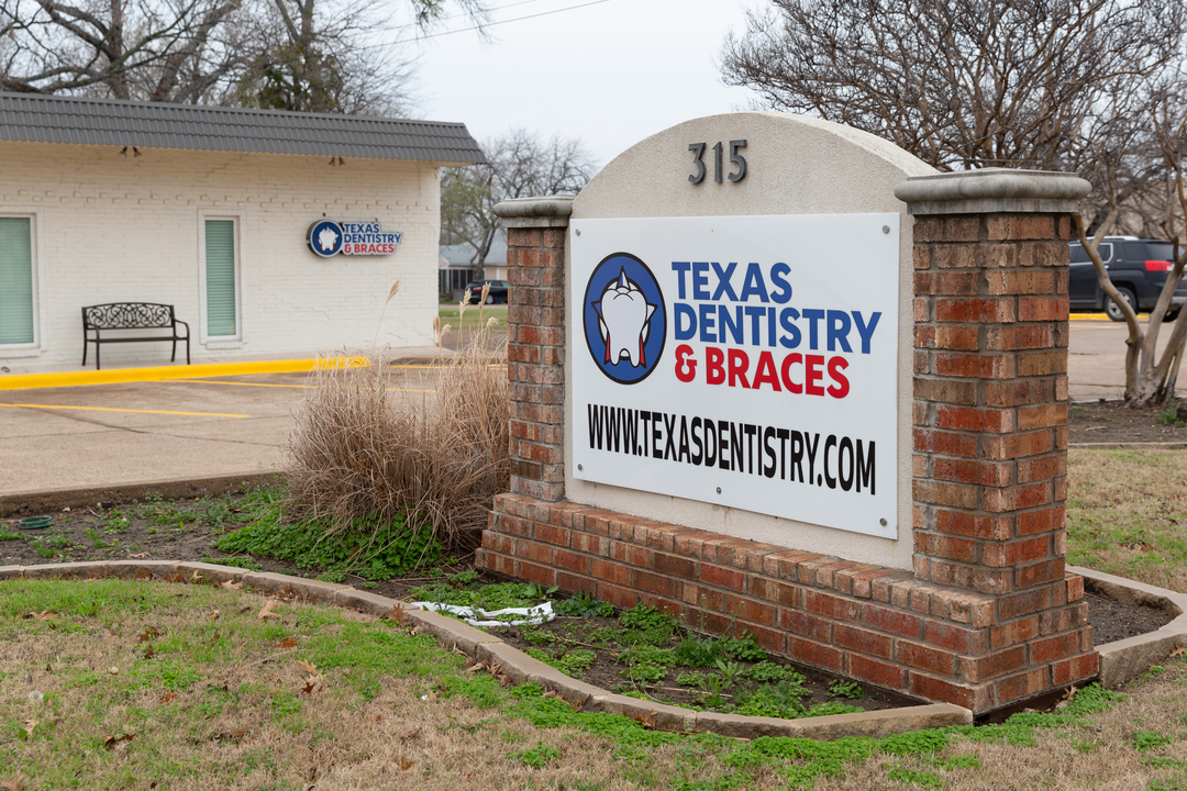 Texas Dentistry and Braces Image