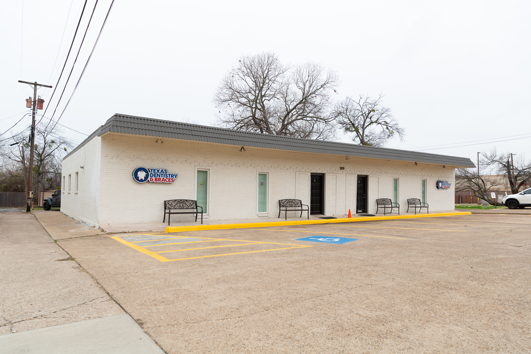 Texas Dentistry and Braces Image