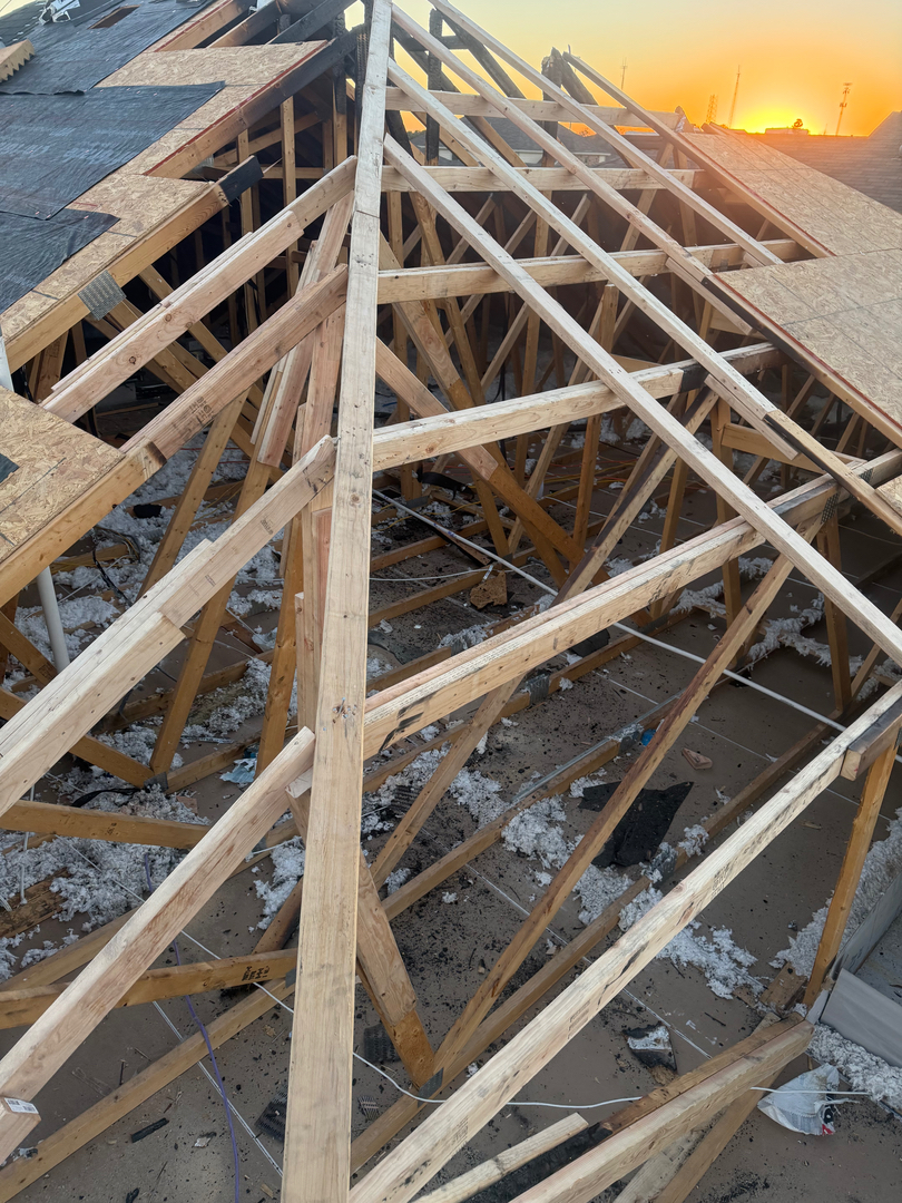 Roof Repair and Leak Experts Image