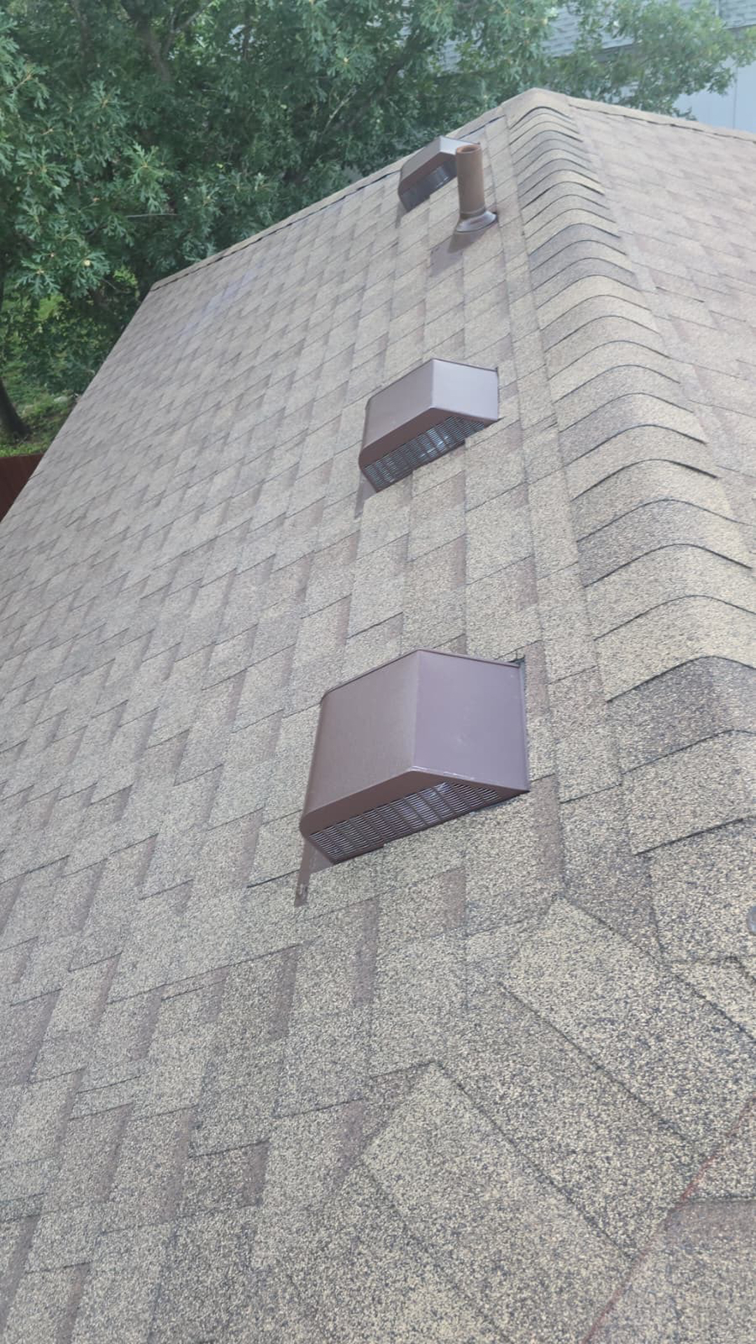 Roof Repair and Leak Experts Image