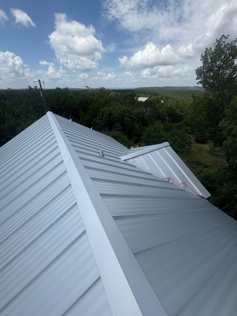 Roof Repair and Leak Experts Image