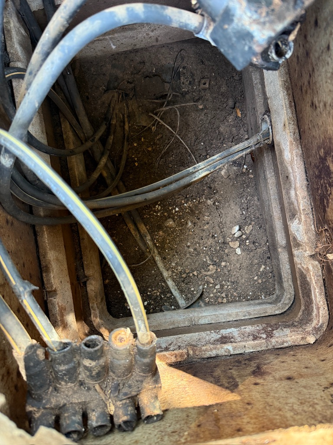 Simms Electrical Services Image