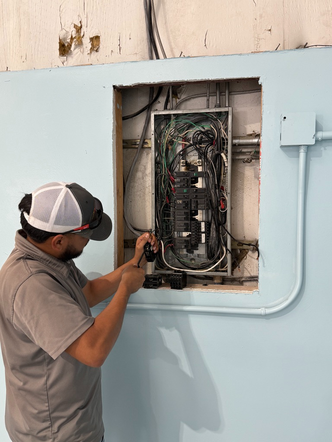 Simms Electrical Services Image