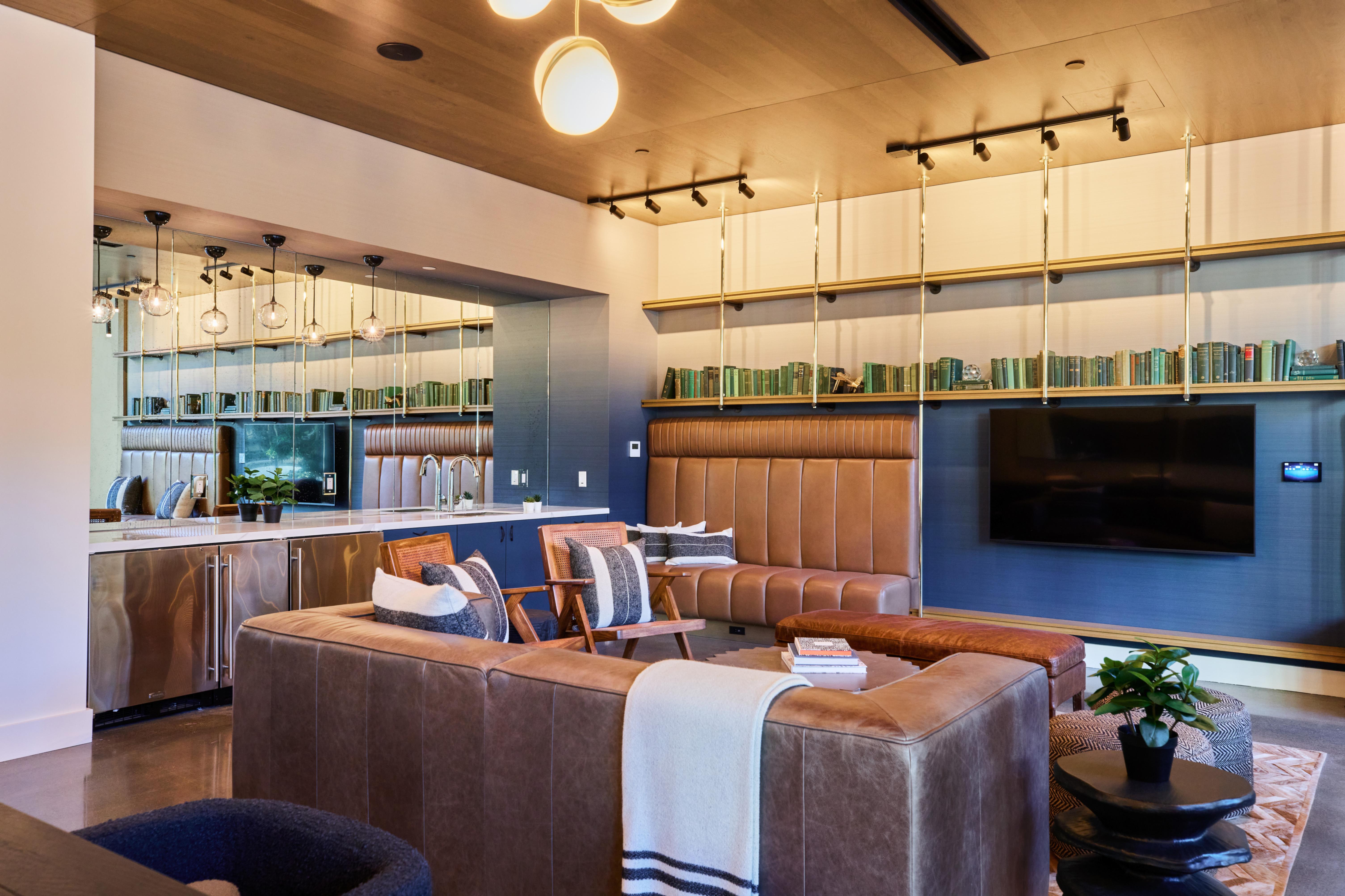 Aero Apartments - Alameda, CA