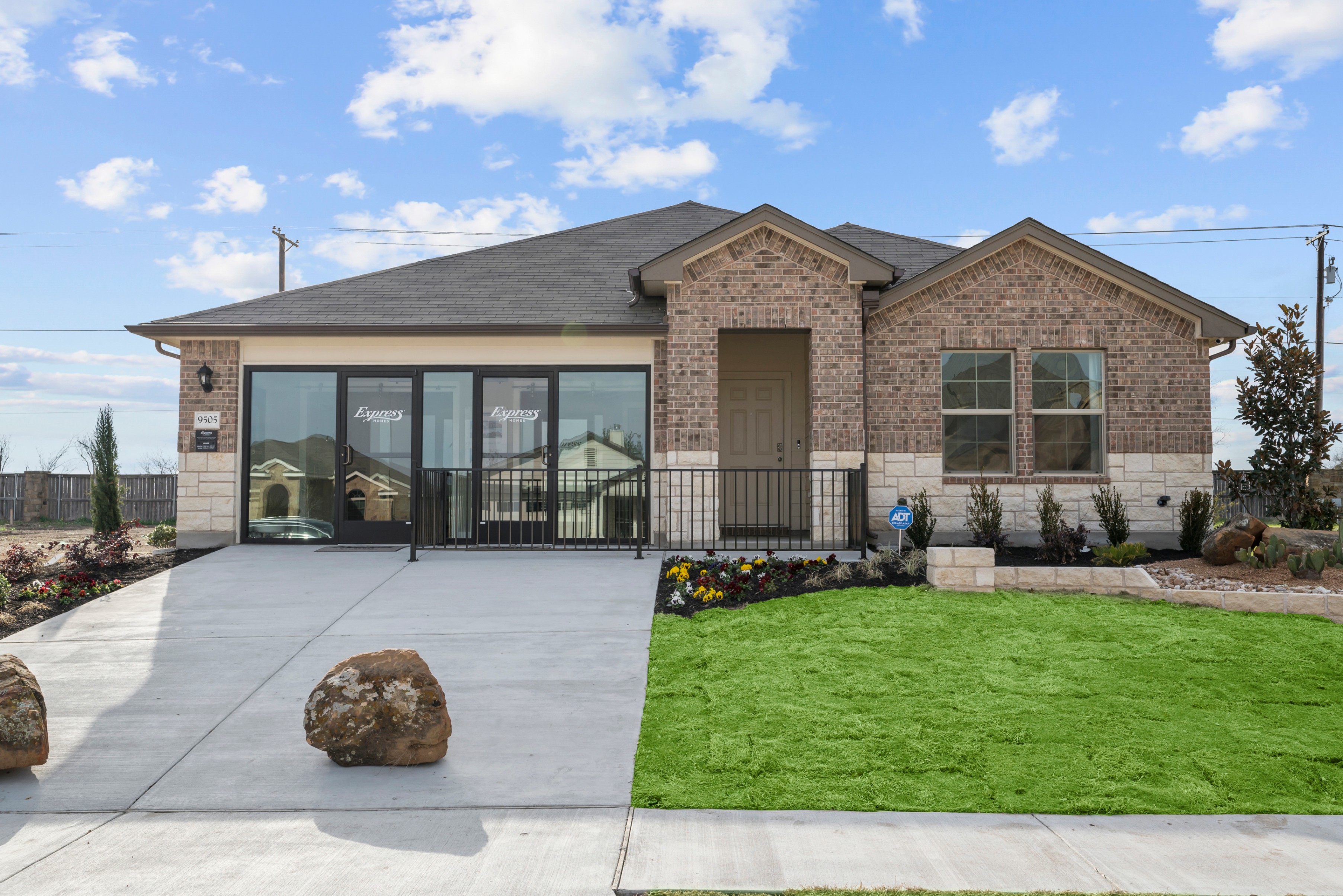 Yowell Ranch by Express Homes - Killeen, TX