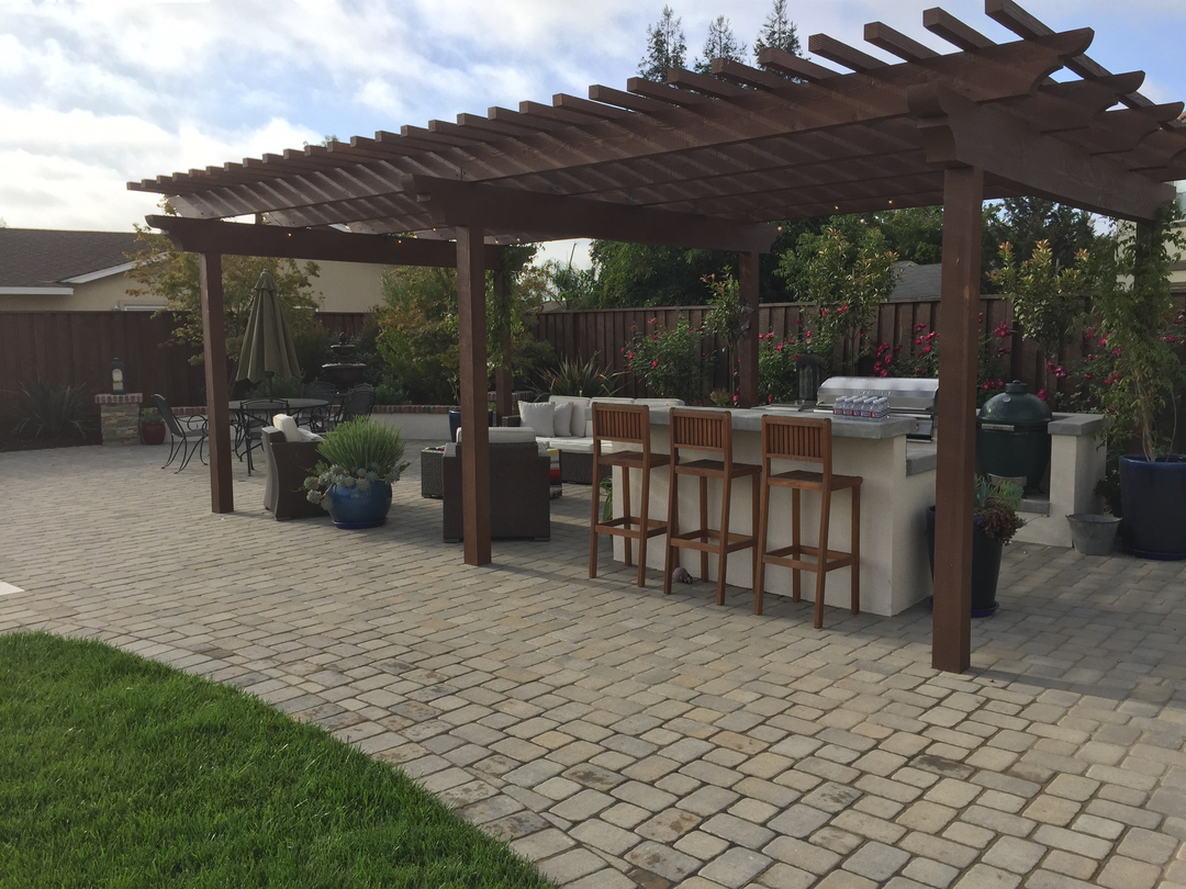 Fox Landscape and Construction Image