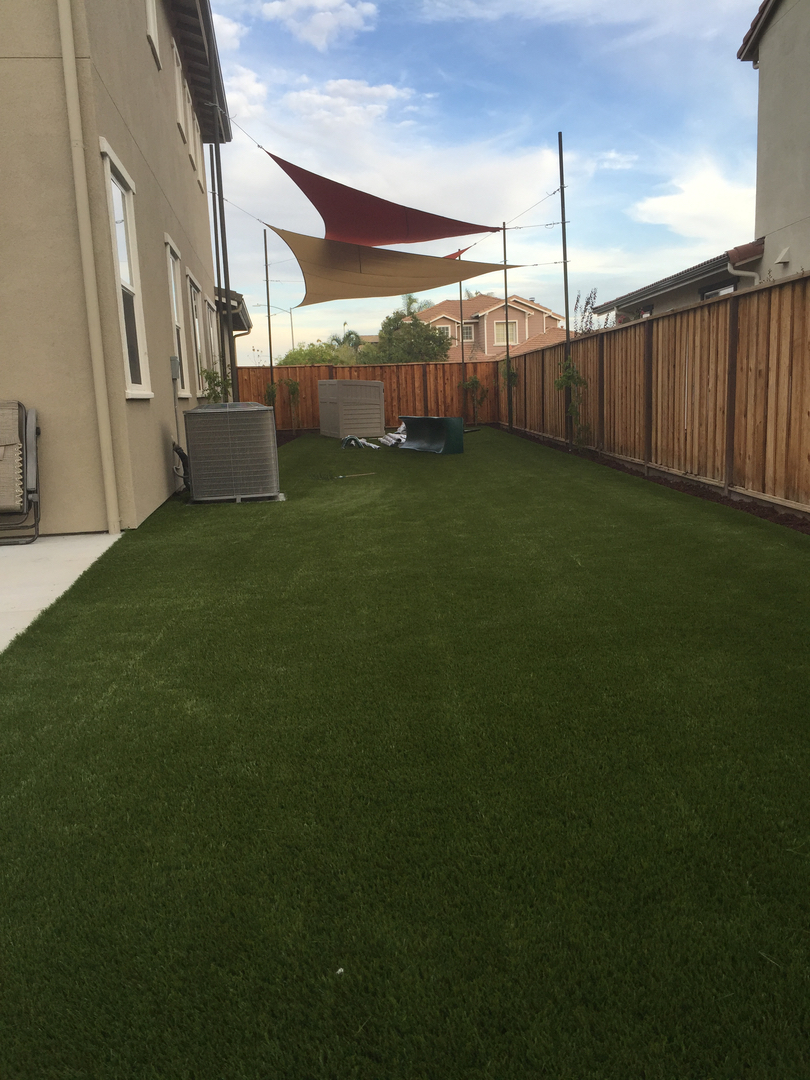 Fox Landscape and Construction Image