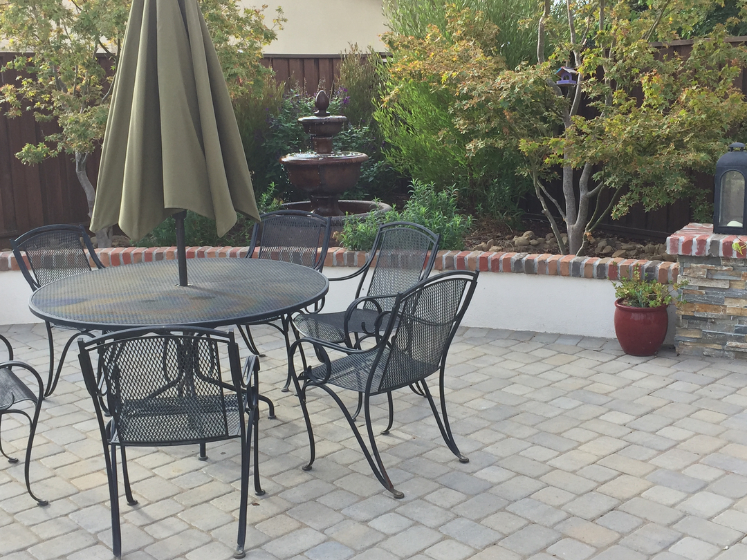 Fox Landscape and Construction Image