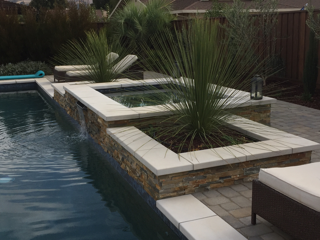 Fox Landscape and Construction Image