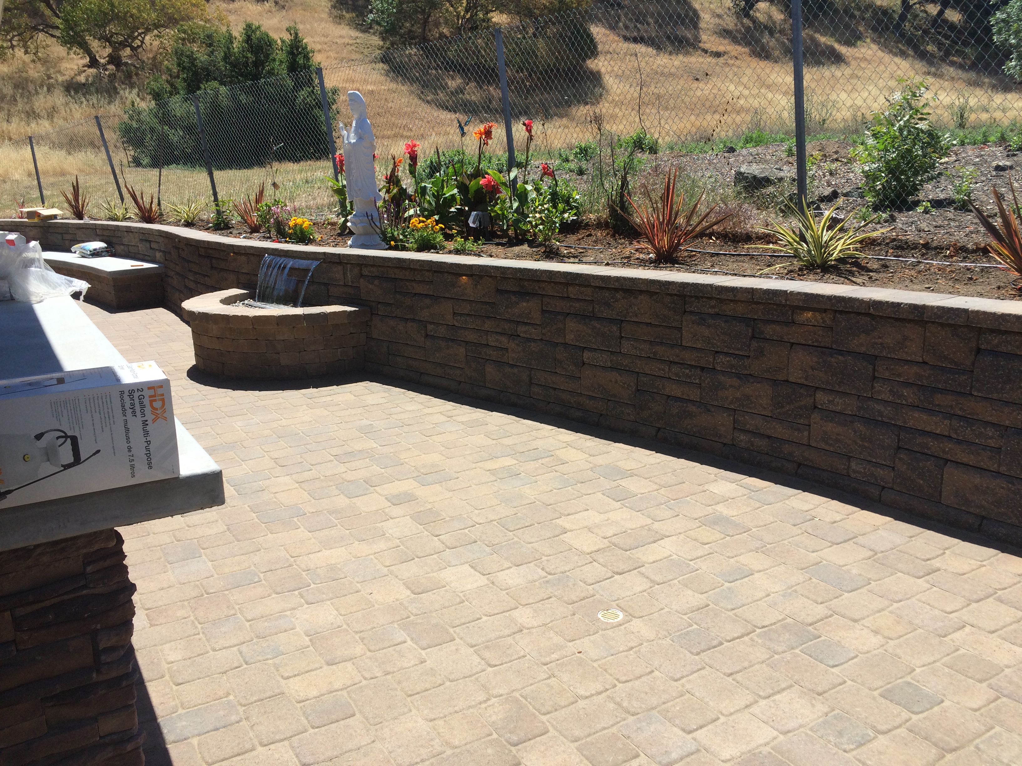 Fox Landscape and Construction Image