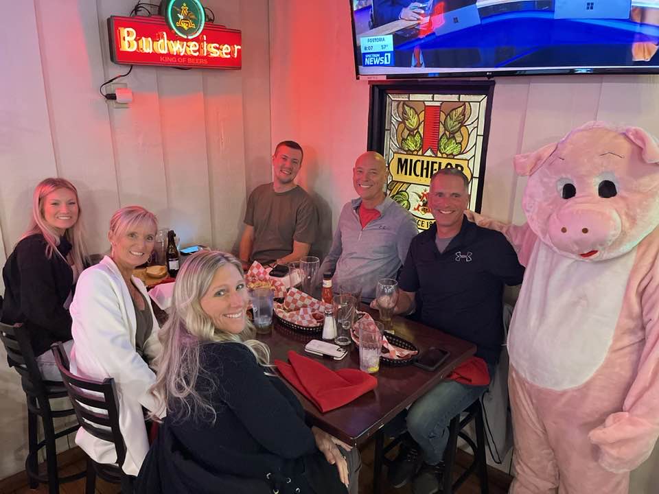 Red Pig Inn - Ottawa, OH