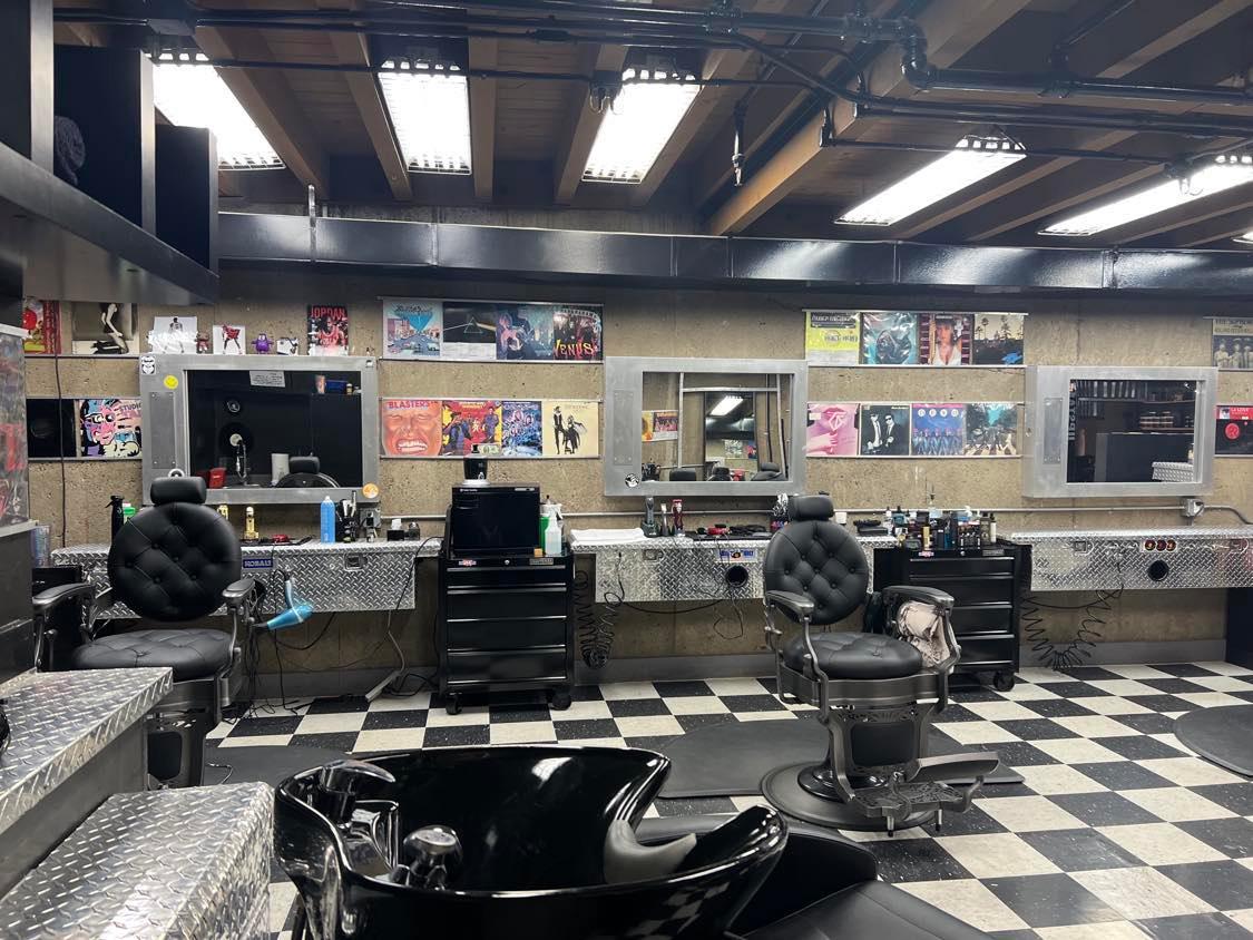 Analog Barbershop Image