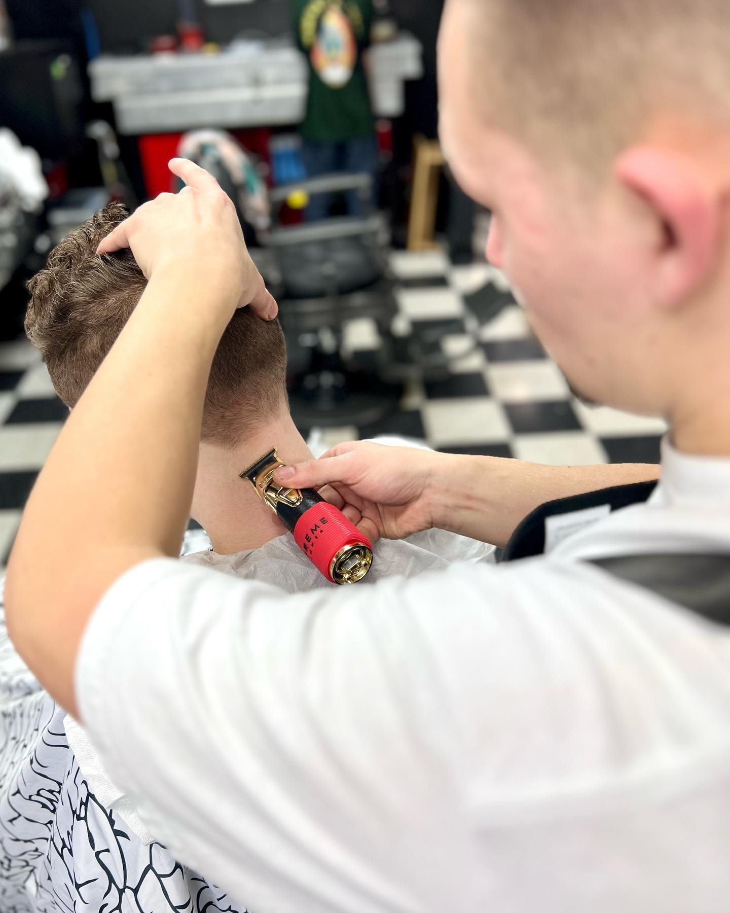 Analog Barbershop Image