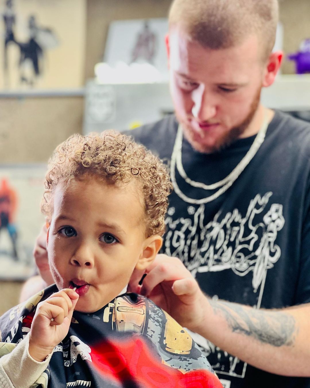 Analog Barbershop Image